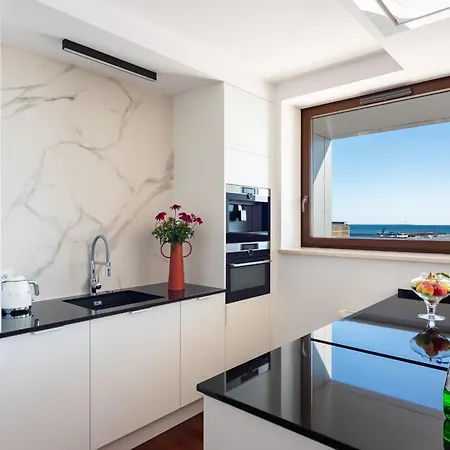 Διαμέρισμα Sea Towers Z Widokiem Na Morze